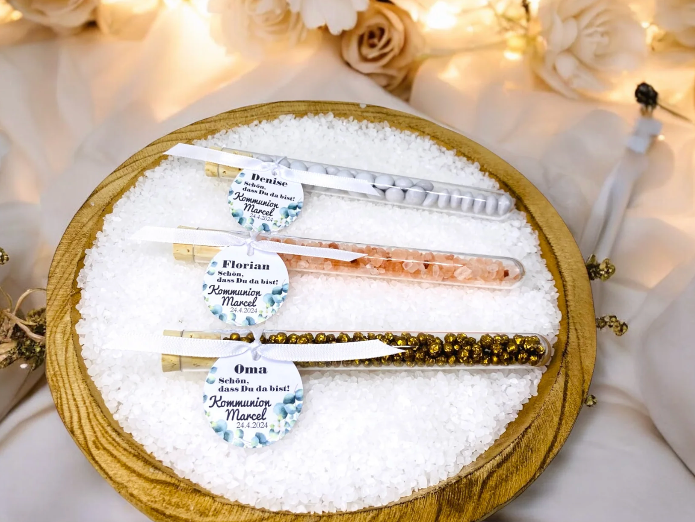 Personalisierte Tischkarten, Platzkarten zur Hochzeit oder Kommunion/ Gleichzeit ein edles Gastgeschenk- Namenskarte