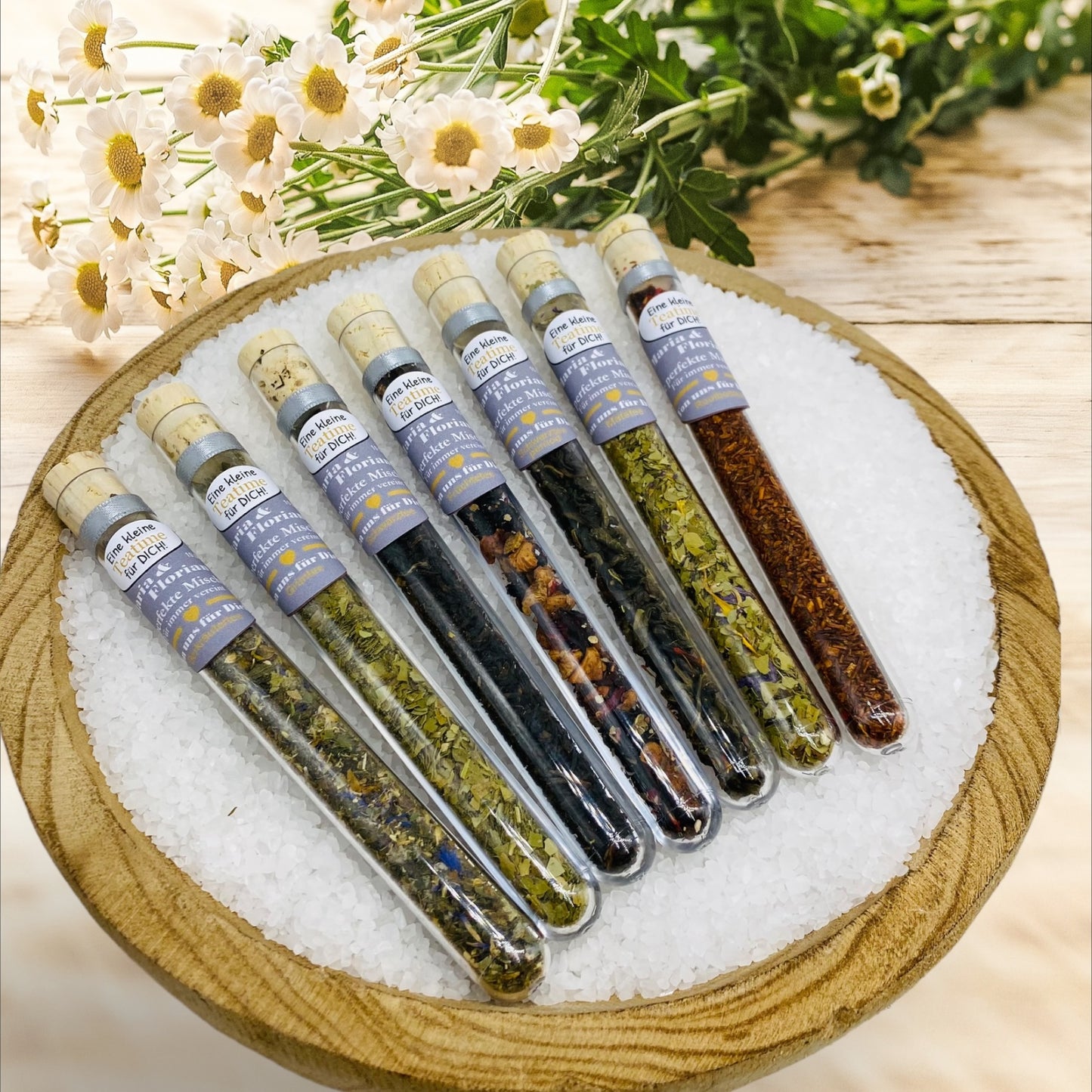 Gastgeschenk zur Hochzeit: Personalisierte Teatime im Reagenzglas!